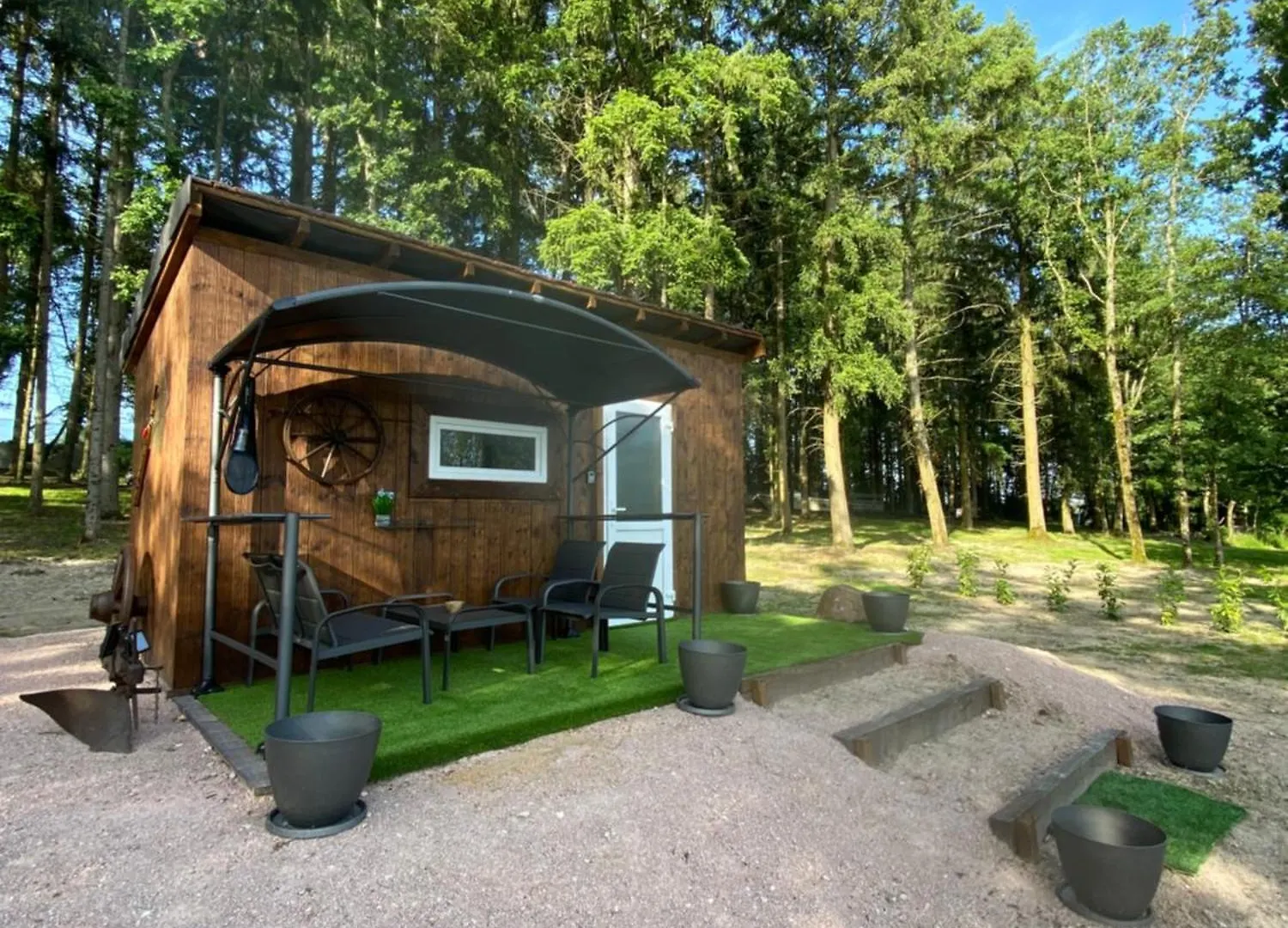 Les Pichies, Logement Insolite, Tiny House De Julia Saint-Leger-sur-Vouzance
